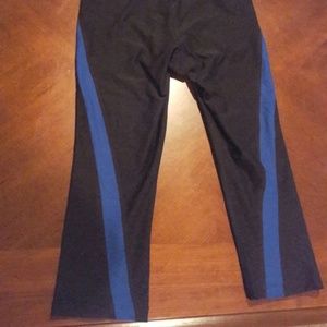 2 for $15! NWOT Workout Capri Leggings